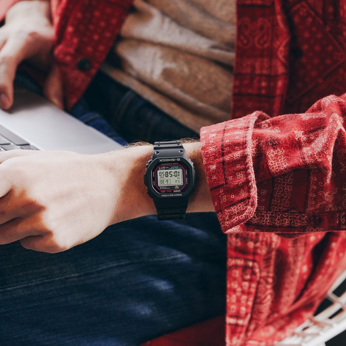 G-SHOCK DW-5000R-1A 手表 黑色 #12