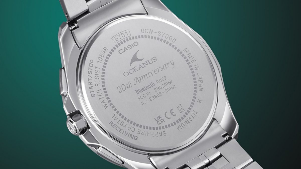 OCW-S7000SG-1A 背刻“20 周年”字样