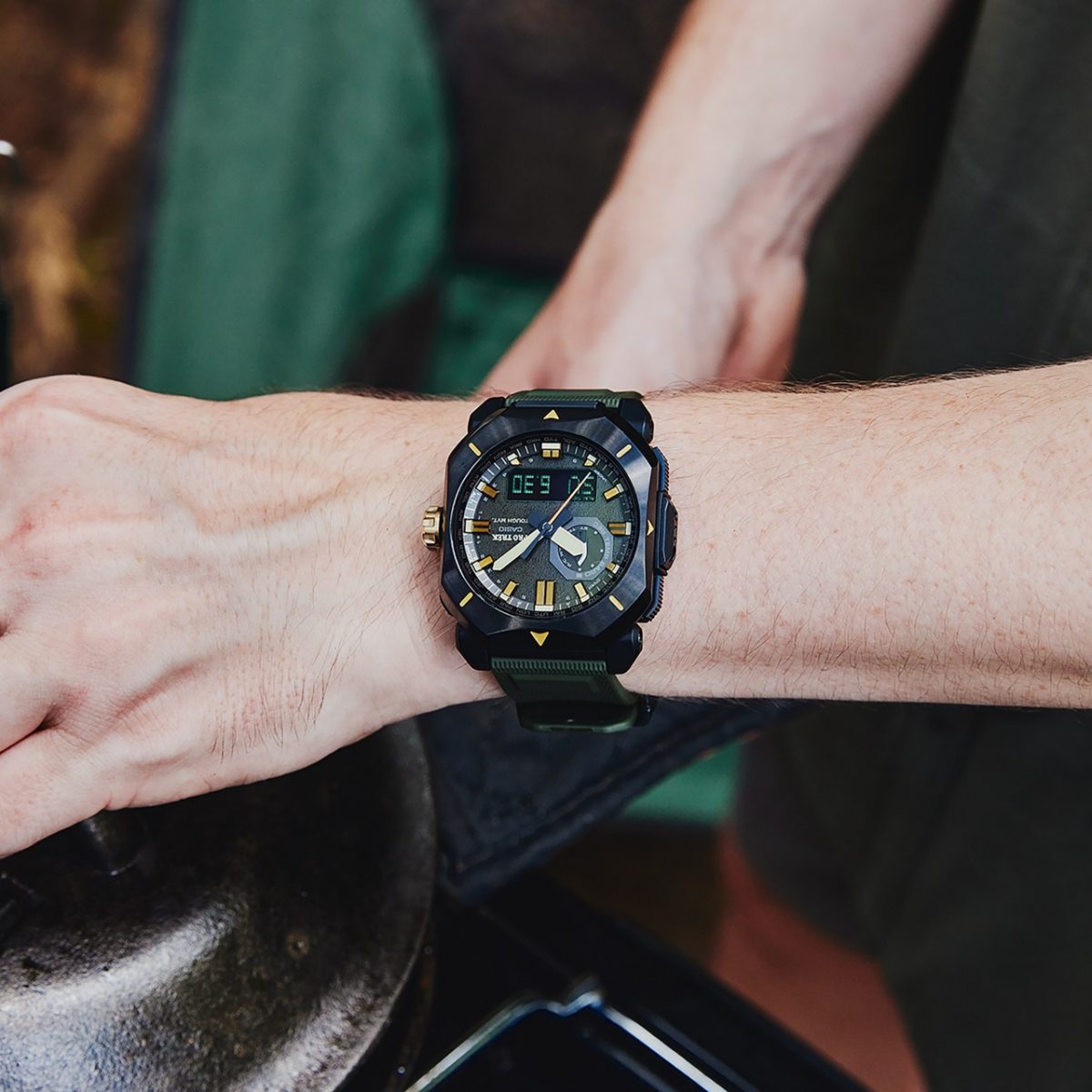 PRW-6900Y-3 #16